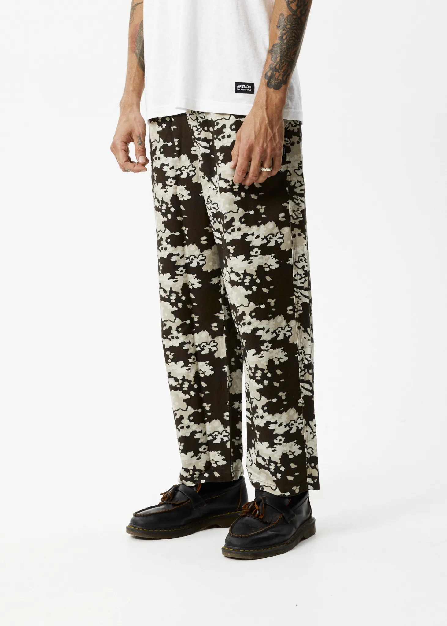 AFENDS Mens Ninety Eights - Baggy Elastic Waist Pants - Earth Camo