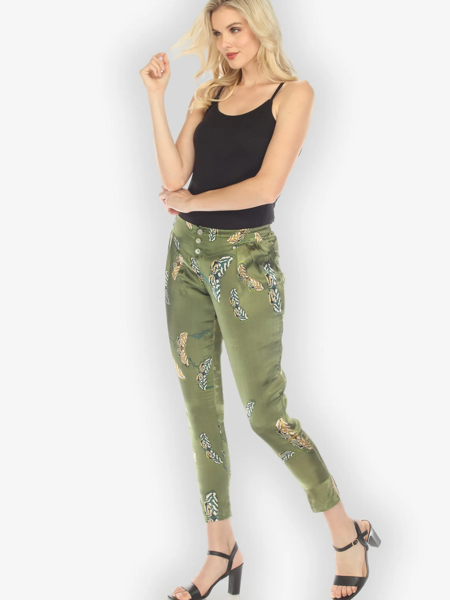 Butterfly Art Ankle Length Narrow Leg Pant