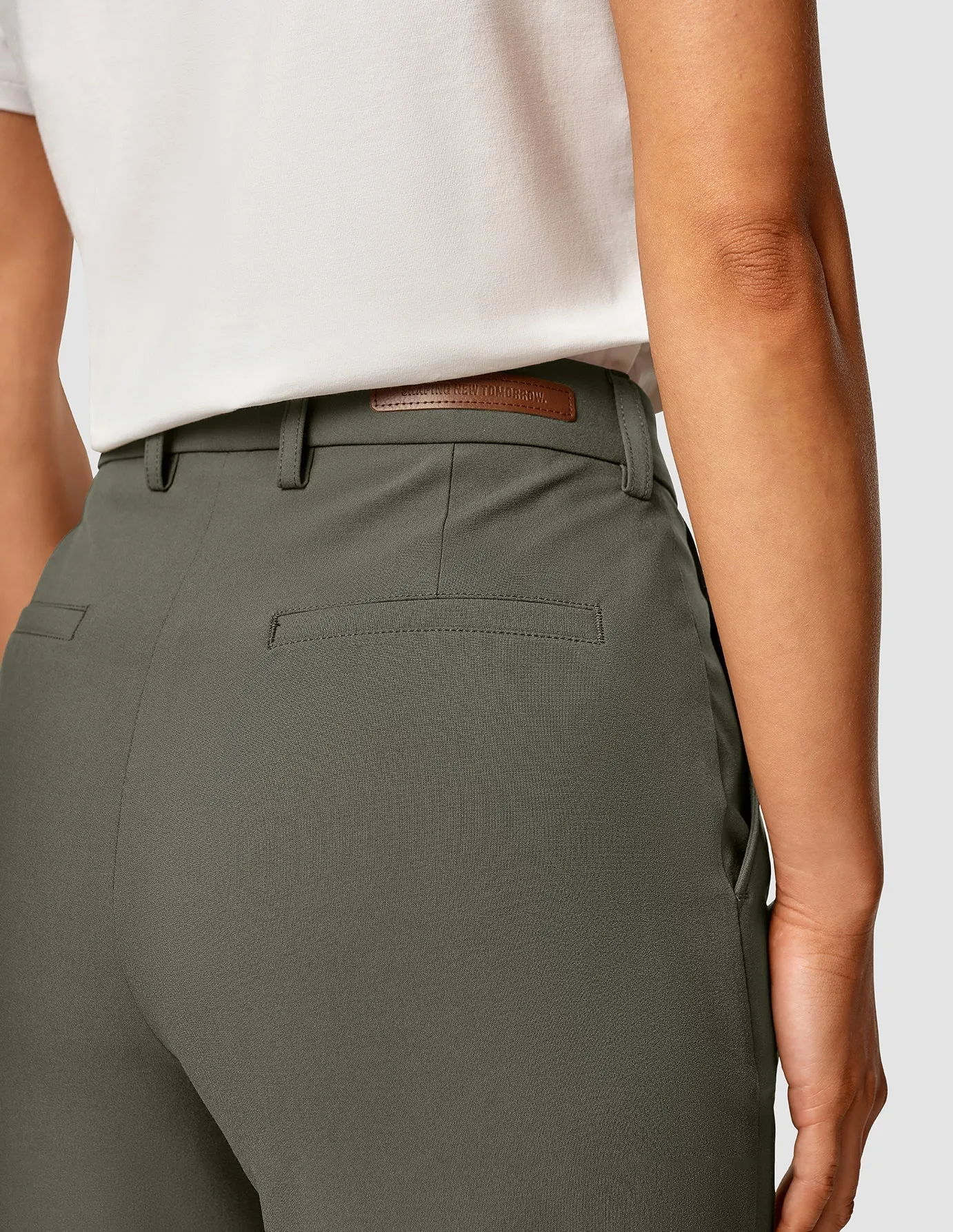 Essential Pants Straight Dark Olive