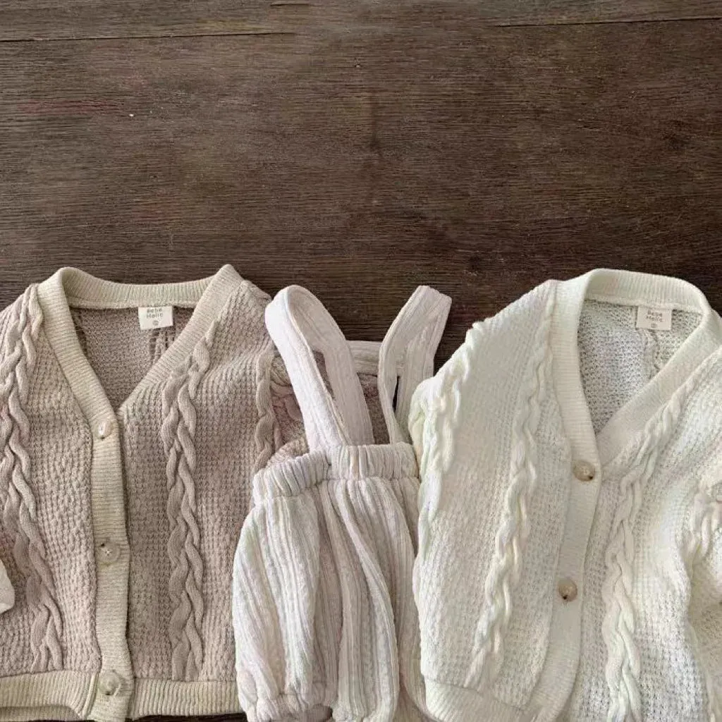 Girls' Solid Knitted V-Neck Cardigan