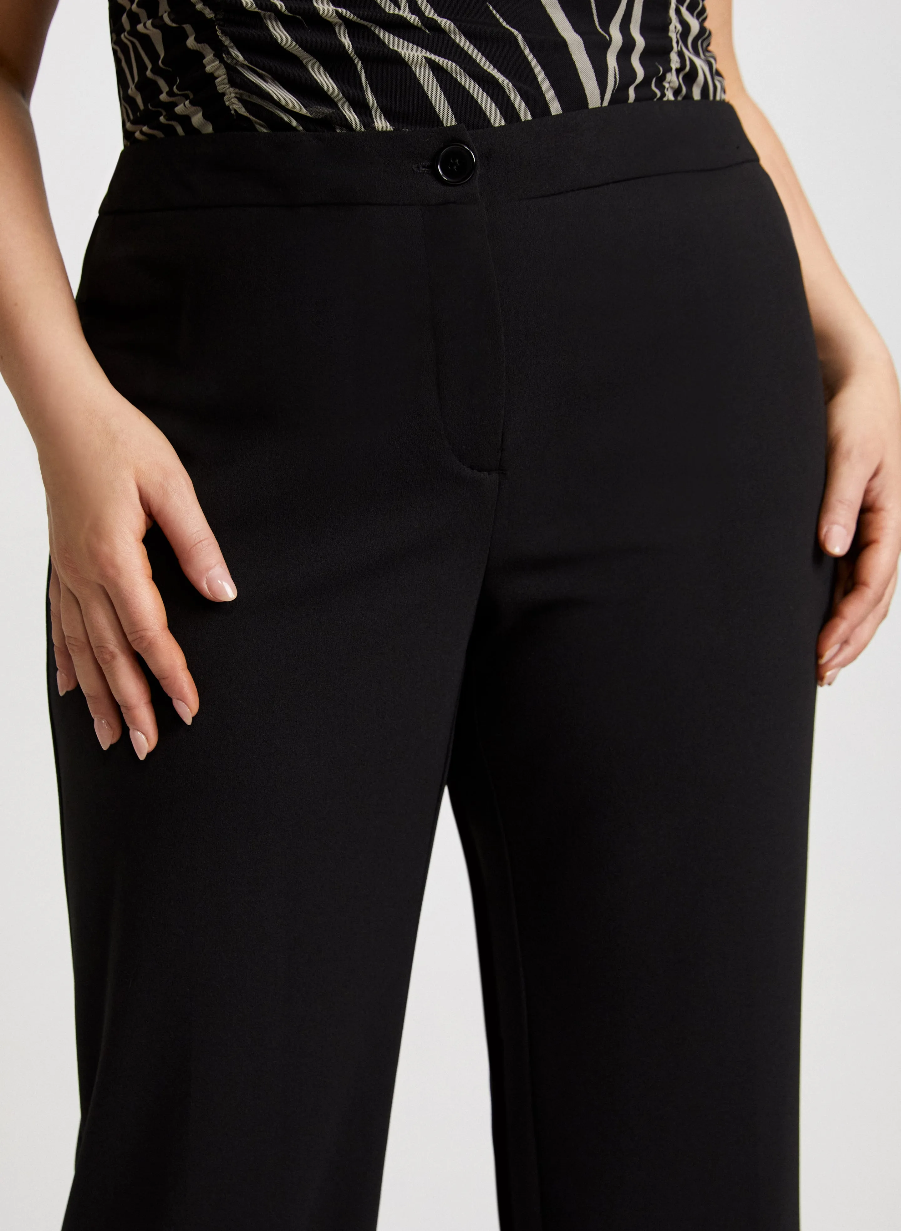 Modern Fit Straight Leg Pants