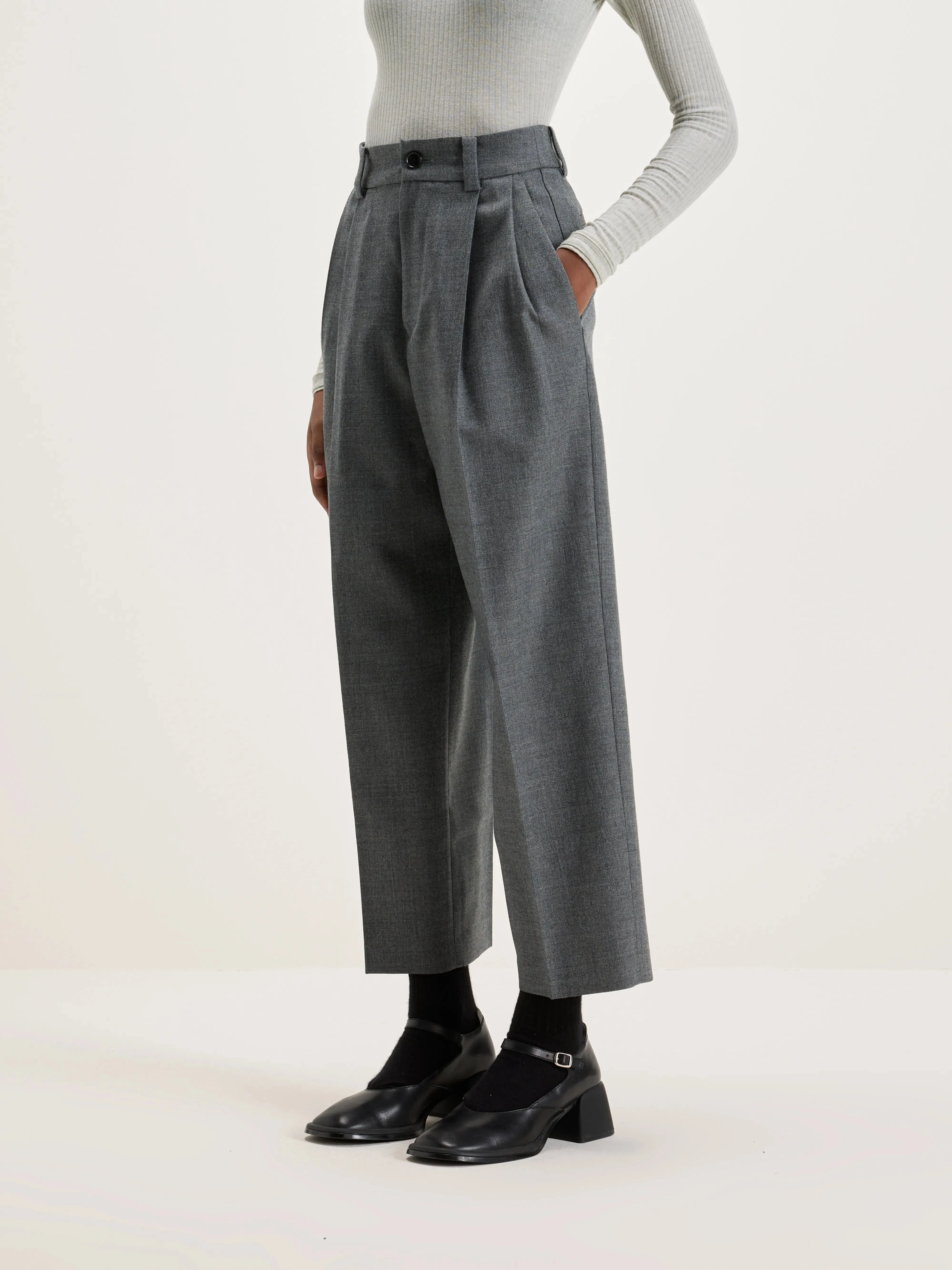 Port Straight Wool Pants  (242 / W / GREY)