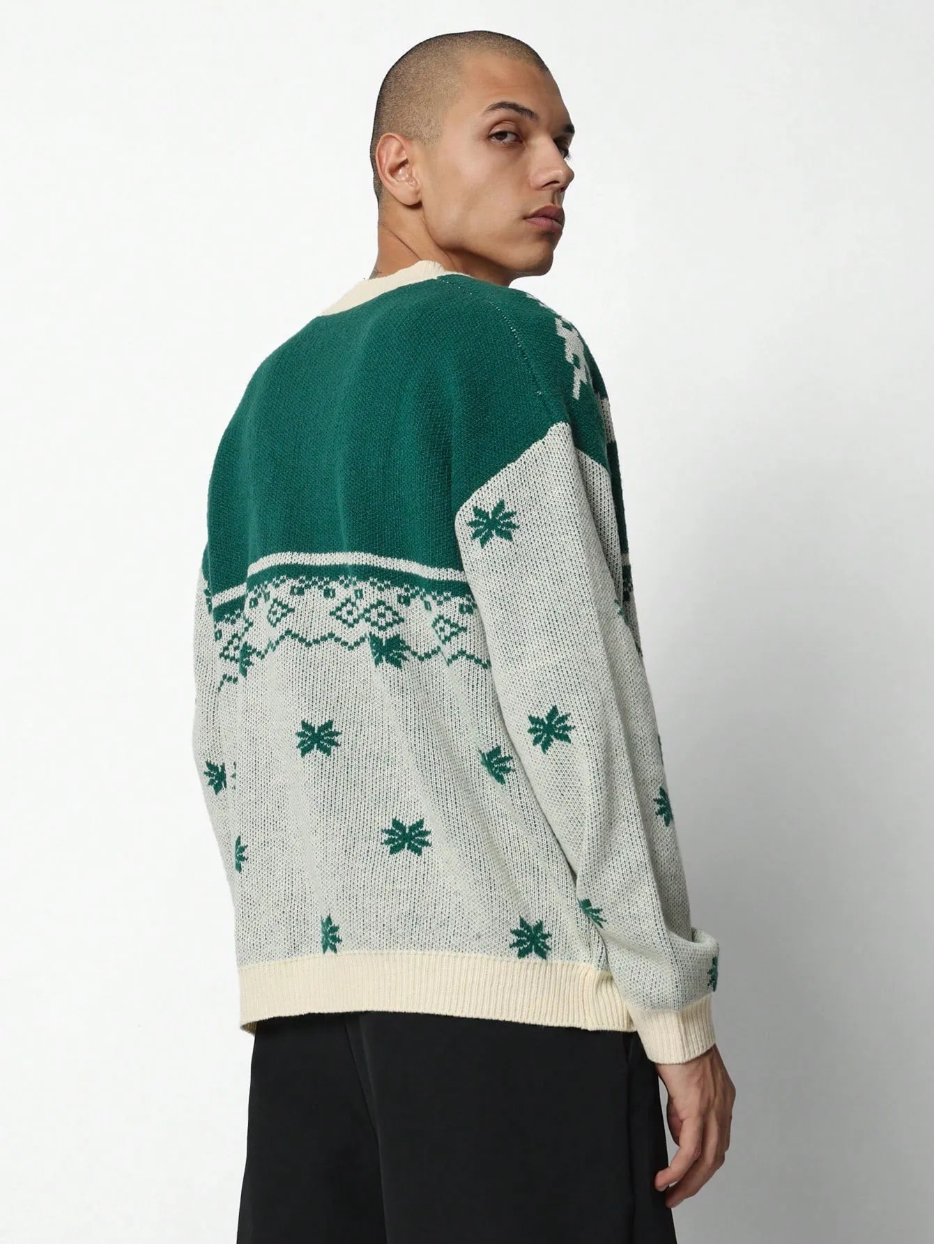 Regular Fit Christmas Printed Knit Cardigan